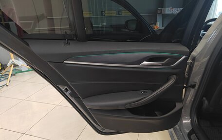 BMW 5 серия, 2021 год, 4 700 000 рублей, 13 фотография
