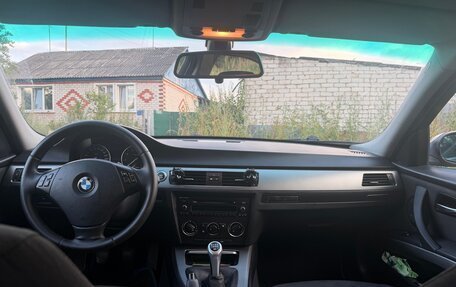 BMW 3 серия, 2008 год, 800 000 рублей, 3 фотография