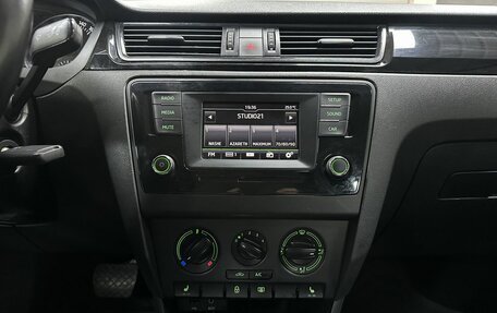 Skoda Rapid I, 2015 год, 859 000 рублей, 16 фотография