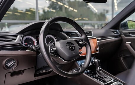 Skoda Superb III рестайлинг, 2020 год, 4 000 000 рублей, 17 фотография