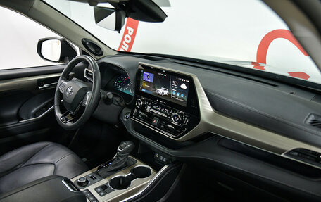 Toyota Highlander, 2025 год, 5 120 000 рублей, 10 фотография