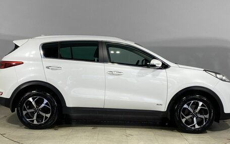 KIA Sportage IV рестайлинг, 2018 год, 2 000 000 рублей, 7 фотография