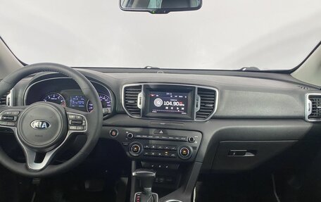 KIA Sportage IV рестайлинг, 2018 год, 2 000 000 рублей, 20 фотография