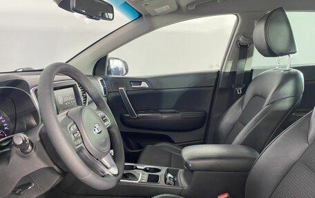 KIA Sportage IV рестайлинг, 2018 год, 2 000 000 рублей, 24 фотография