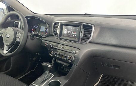 KIA Sportage IV рестайлинг, 2018 год, 2 000 000 рублей, 22 фотография