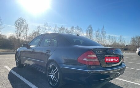 Mercedes-Benz E-Класс, 2004 год, 700 000 рублей, 5 фотография