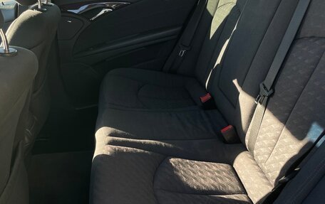 Mercedes-Benz E-Класс, 2004 год, 700 000 рублей, 16 фотография