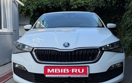 Skoda Rapid II, 2021 год, 1 780 000 рублей, 2 фотография