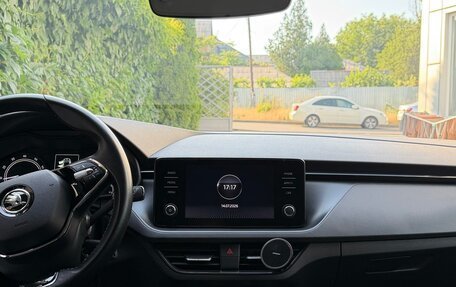 Skoda Rapid II, 2021 год, 1 780 000 рублей, 10 фотография