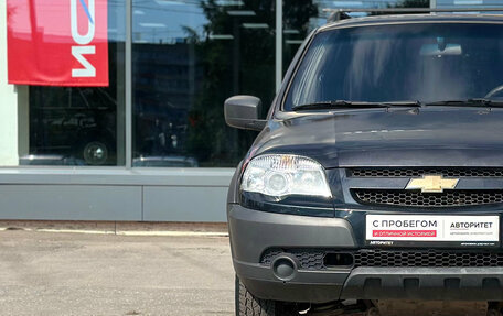 Chevrolet Niva I рестайлинг, 2017 год, 619 000 рублей, 5 фотография