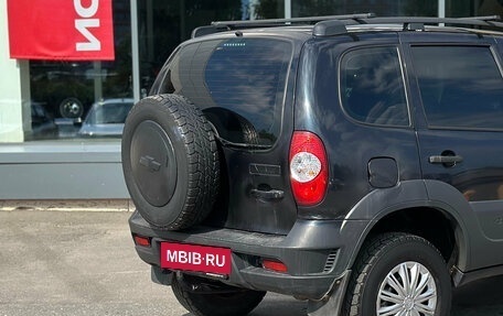 Chevrolet Niva I рестайлинг, 2017 год, 619 000 рублей, 6 фотография