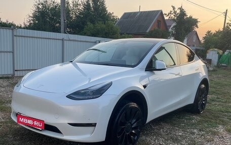 Tesla Model Y I, 2021 год, 3 500 000 рублей, 4 фотография