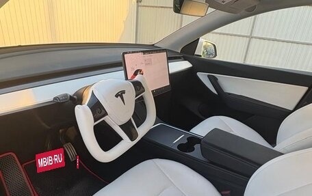 Tesla Model Y I, 2021 год, 3 500 000 рублей, 10 фотография
