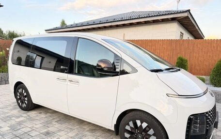 Hyundai Staria, 2021 год, 4 350 000 рублей, 15 фотография