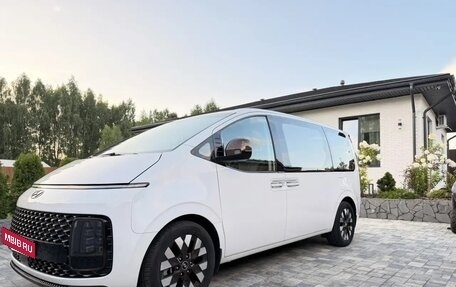 Hyundai Staria, 2021 год, 4 350 000 рублей, 10 фотография