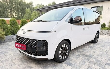 Hyundai Staria, 2021 год, 4 350 000 рублей, 9 фотография