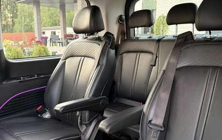 Hyundai Staria, 2021 год, 4 350 000 рублей, 27 фотография