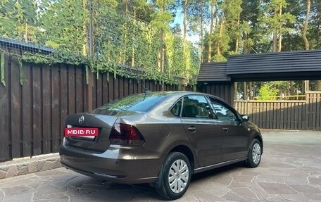 Volkswagen Polo VI (EU Market), 2017 год, 1 010 000 рублей, 3 фотография