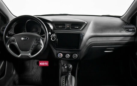 KIA Rio III рестайлинг, 2016 год, 949 000 рублей, 15 фотография