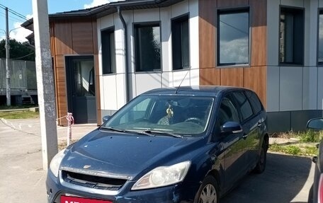 Ford Focus II рестайлинг, 2010 год, 250 000 рублей, 2 фотография