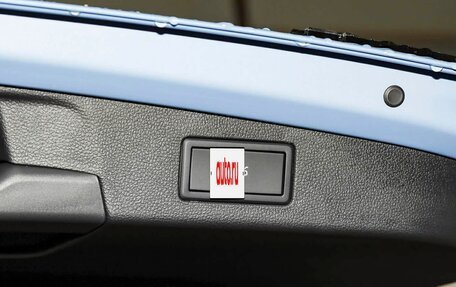 Volkswagen Tiguan, 2026 год, 4 650 000 рублей, 30 фотография