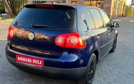Volkswagen Golf V, 2004 год, 570 000 рублей, 4 фотография