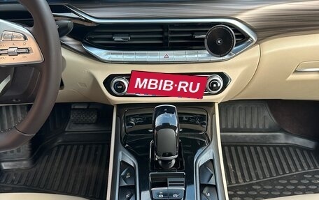 FAW Bestune T77, 2024 год, 1 730 000 рублей, 13 фотография
