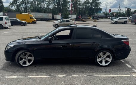 BMW 5 серия, 2004 год, 1 300 000 рублей, 3 фотография