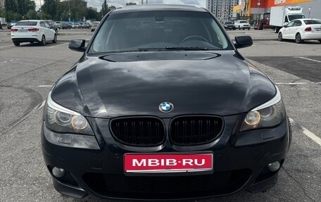 BMW 5 серия, 2004 год, 1 300 000 рублей, 1 фотография