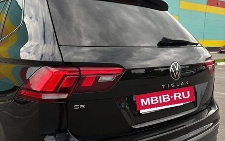 Volkswagen Tiguan II, 2022 год, 3 280 000 рублей, 2 фотография