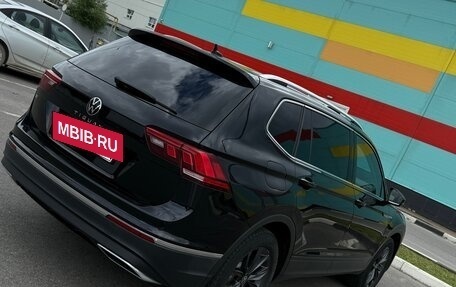 Volkswagen Tiguan II, 2022 год, 3 280 000 рублей, 18 фотография