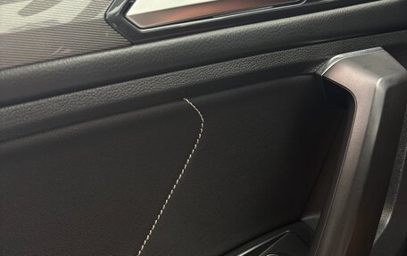 Volkswagen Tiguan II, 2022 год, 3 280 000 рублей, 27 фотография