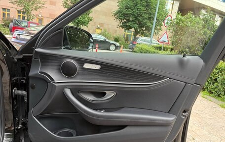Mercedes-Benz E-Класс, 2021 год, 4 600 000 рублей, 6 фотография