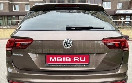 Volkswagen Tiguan II, 2019 год, 2 880 000 рублей, 3 фотография