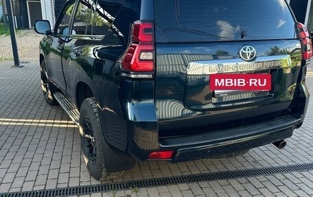 Toyota Land Cruiser Prado 150 рестайлинг 2, 2018 год, 4 950 000 рублей, 6 фотография