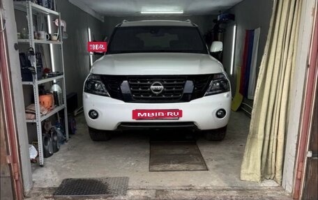 Nissan Patrol, 2011 год, 2 500 000 рублей, 10 фотография