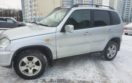 Chevrolet Niva I рестайлинг, 2011 год, 359 000 рублей, 4 фотография
