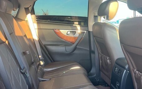 Infiniti QX70, 2014 год, 2 800 000 рублей, 7 фотография