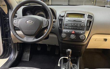 KIA cee'd I рестайлинг, 2009 год, 799 000 рублей, 18 фотография