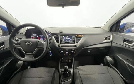 Hyundai Solaris II рестайлинг, 2019 год, 1 350 000 рублей, 14 фотография