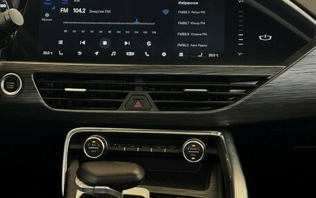 Geely Tugella FY11, 2023 год, 2 400 000 рублей, 8 фотография