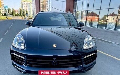 Porsche Cayenne III, 2018 год, 5 900 000 рублей, 2 фотография