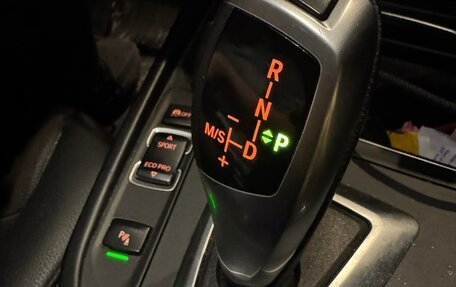 BMW 3 серия, 2018 год, 1 550 000 рублей, 14 фотография
