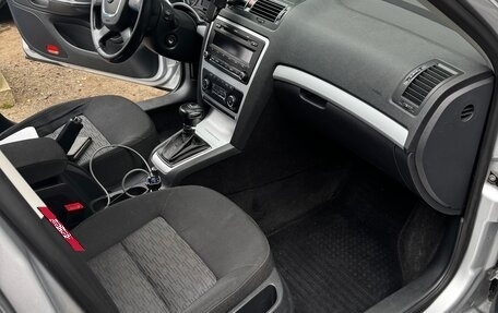 Skoda Octavia, 2011 год, 900 000 рублей, 8 фотография
