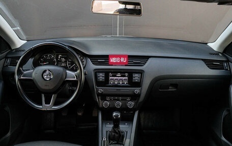 Skoda Octavia, 2016 год, 1 000 000 рублей, 10 фотография