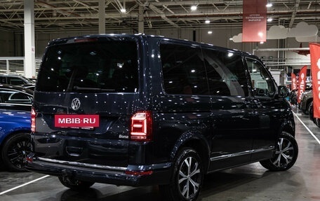 Volkswagen Multivan T6 рестайлинг, 2019 год, 3 500 000 рублей, 4 фотография