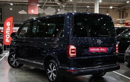 Volkswagen Multivan T6 рестайлинг, 2019 год, 3 500 000 рублей, 7 фотография