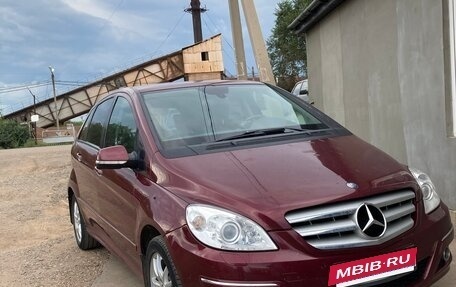 Mercedes-Benz B-Класс, 2009 год, 630 000 рублей, 2 фотография