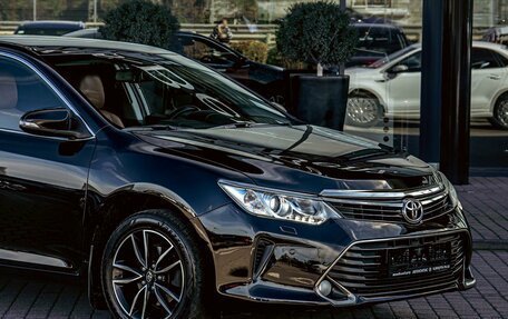 Toyota Camry, 2018 год, 2 055 000 рублей, 8 фотография