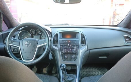 Opel Astra J, 2013 год, 530 000 рублей, 5 фотография